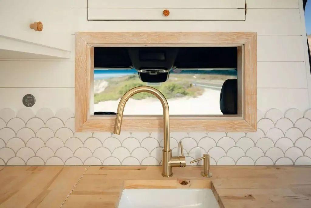 2021 Mercedes-Benz Sprinter 2500 Camper