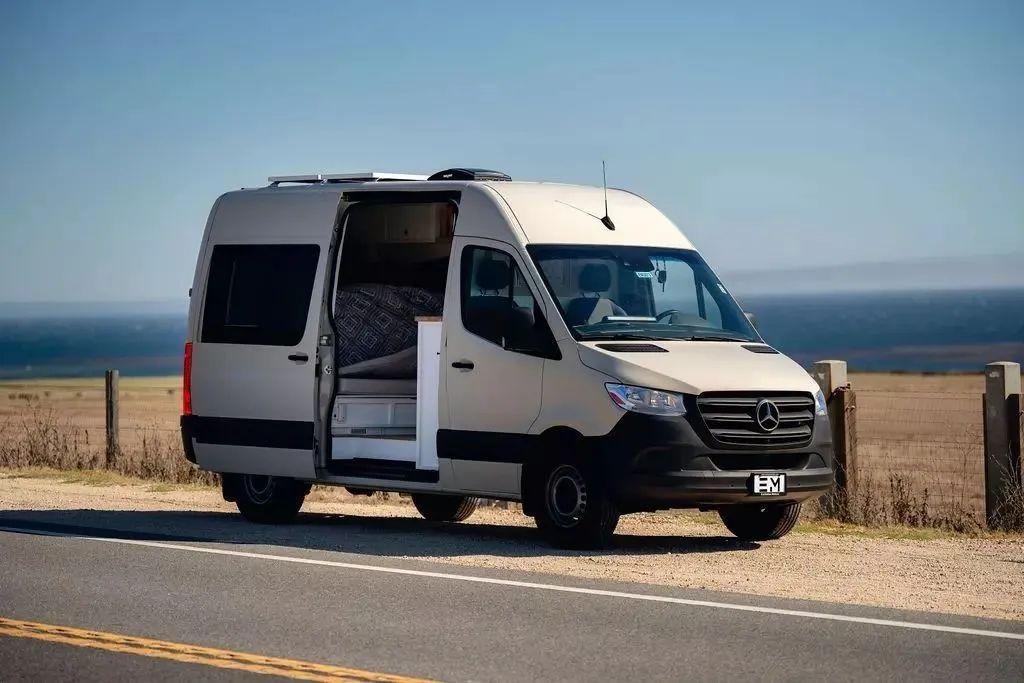 2021 Mercedes-Benz Sprinter 2500 Camper