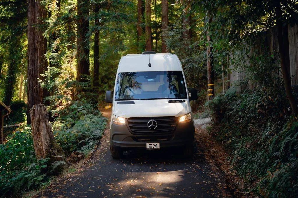 2021 Mercedes-Benz Sprinter 2500 Camper