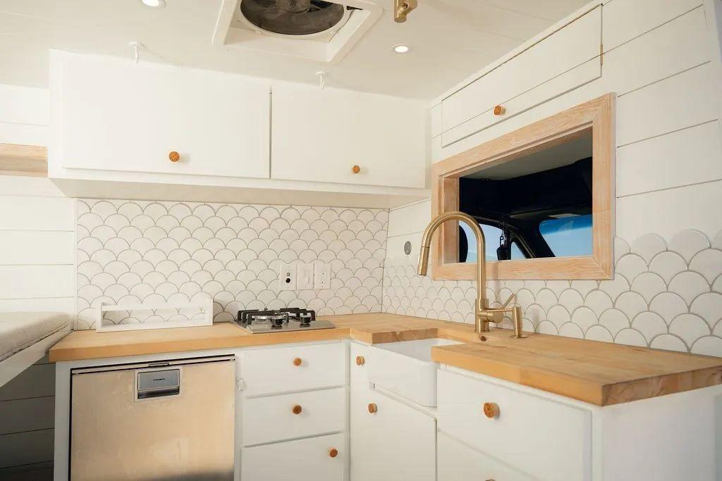 2021 Mercedes-Benz Sprinter 2500 Camper