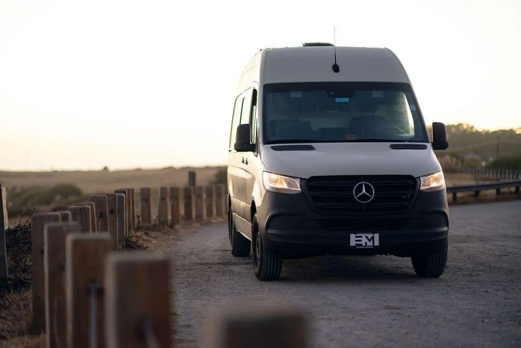 2021 Mercedes-Benz Sprinter 2500 Camper