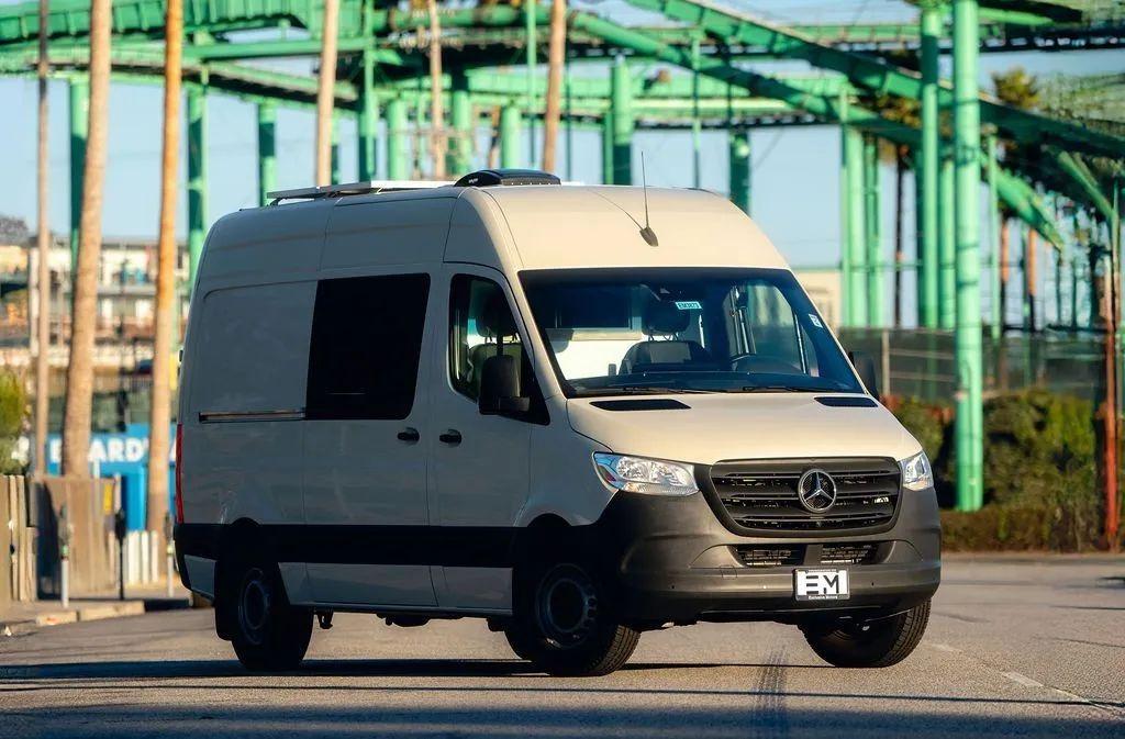 2021 Mercedes-Benz Sprinter 2500 Camper