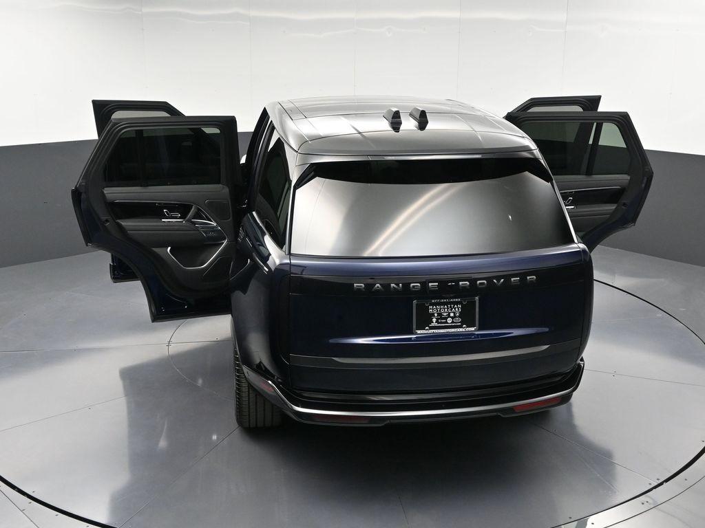 2023 Land Rover Range Rover SE