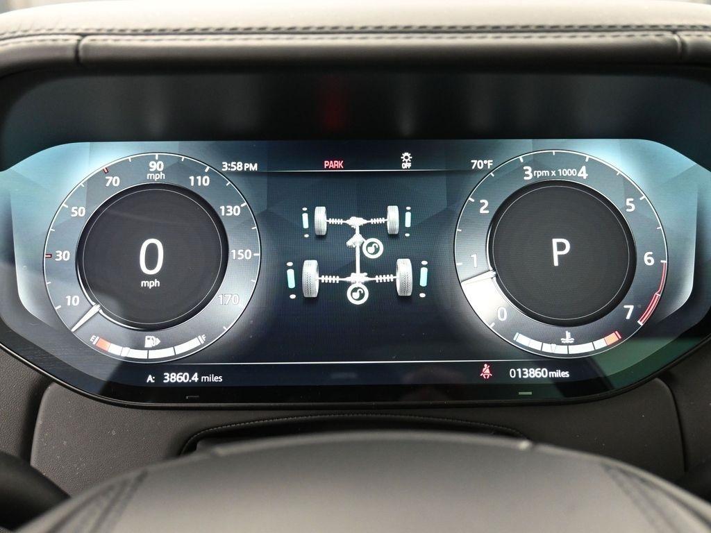 2023 Land Rover Range Rover SE