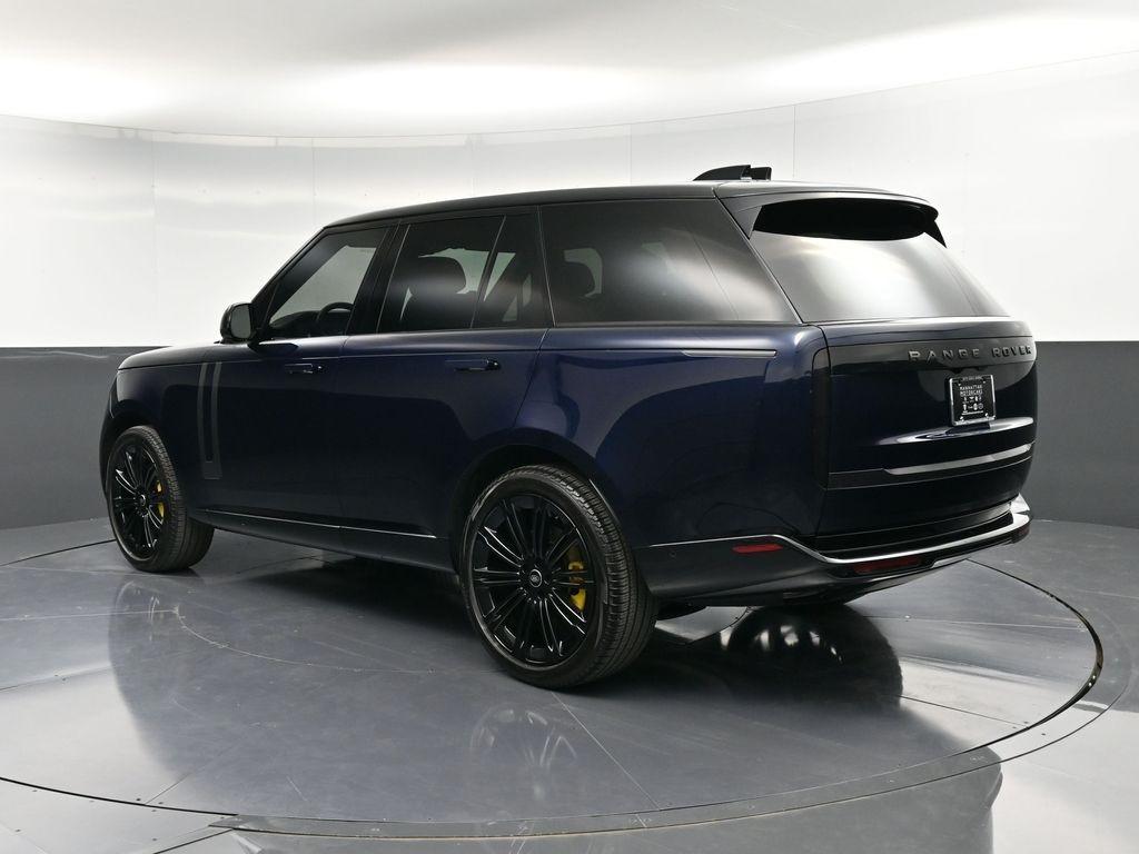 2023 Land Rover Range Rover SE - 3
