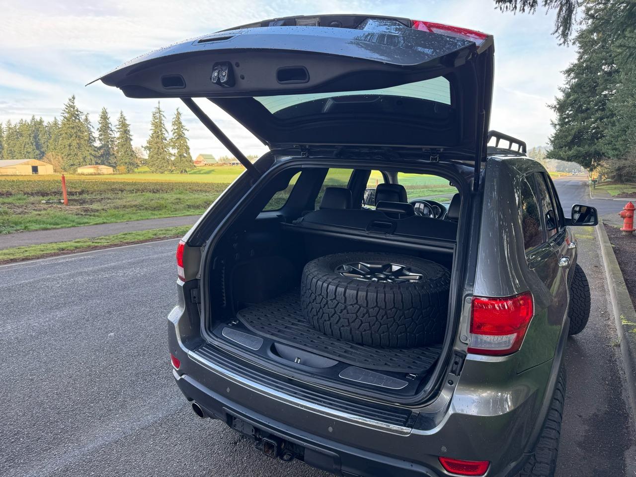 2011 Jeep Grand Cherokee Limited - 5