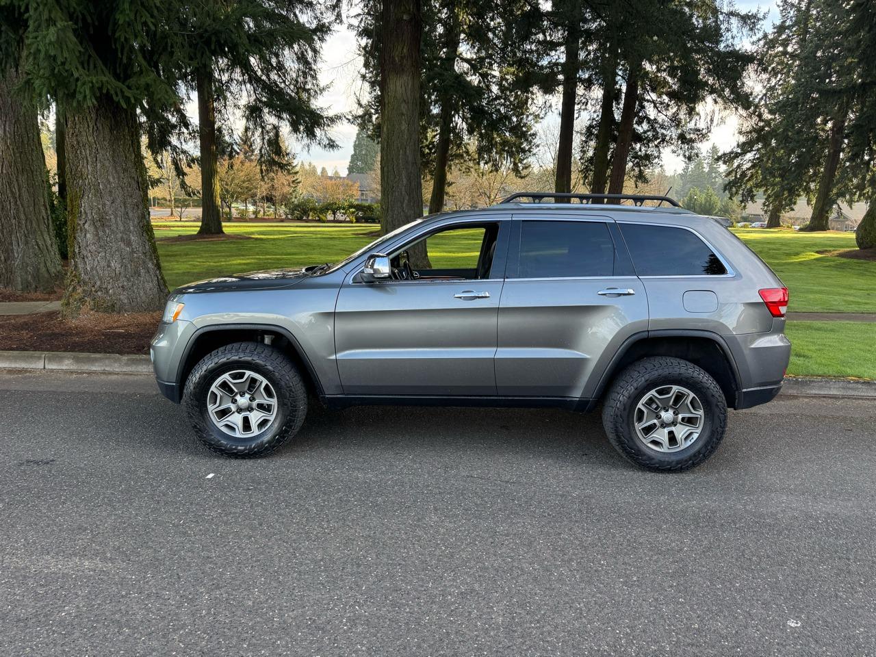 2011 Jeep Grand Cherokee Limited - 2