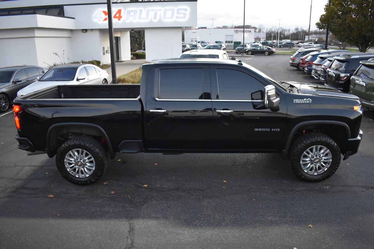 2022 Chevrolet Silverado 3500HD High Country