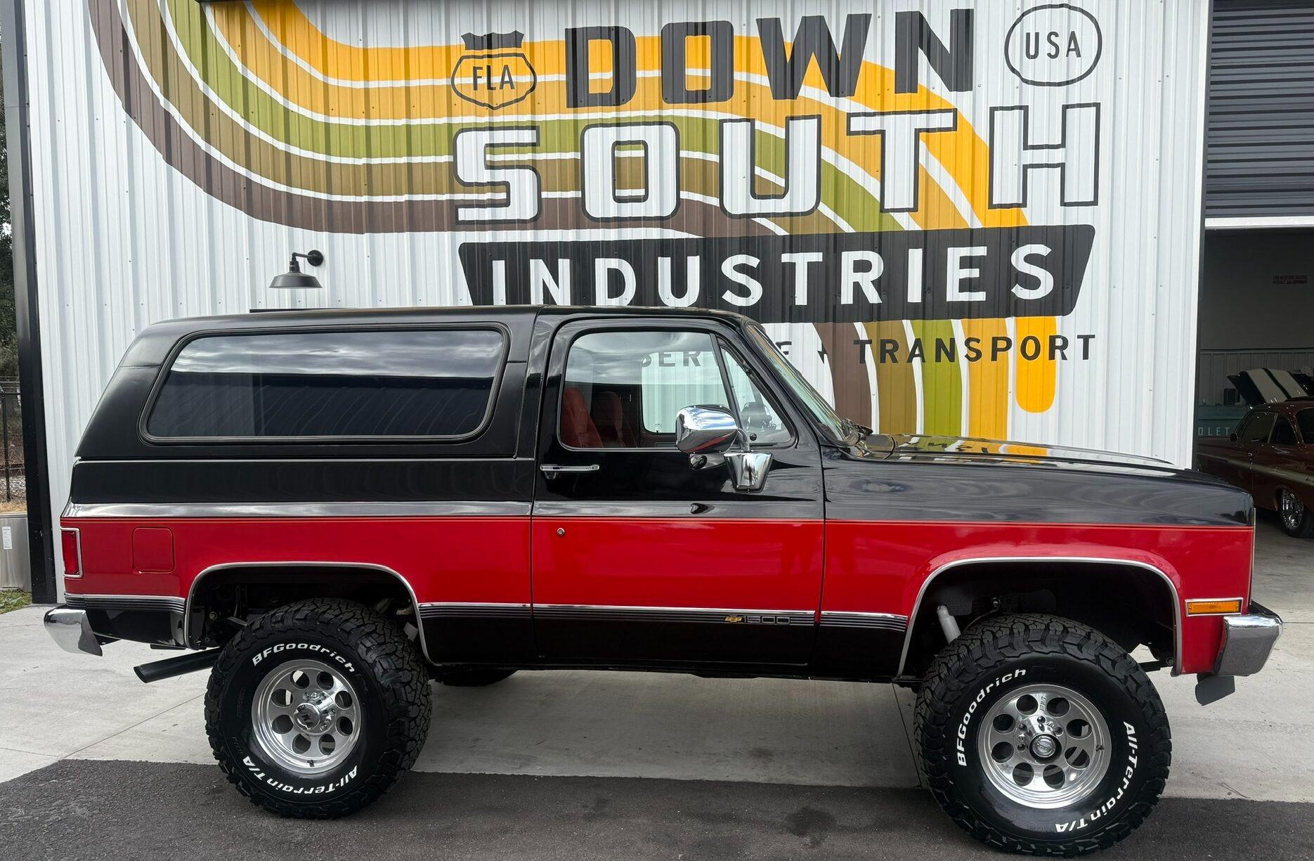 1990 Chevrolet K5 Blazer - 2