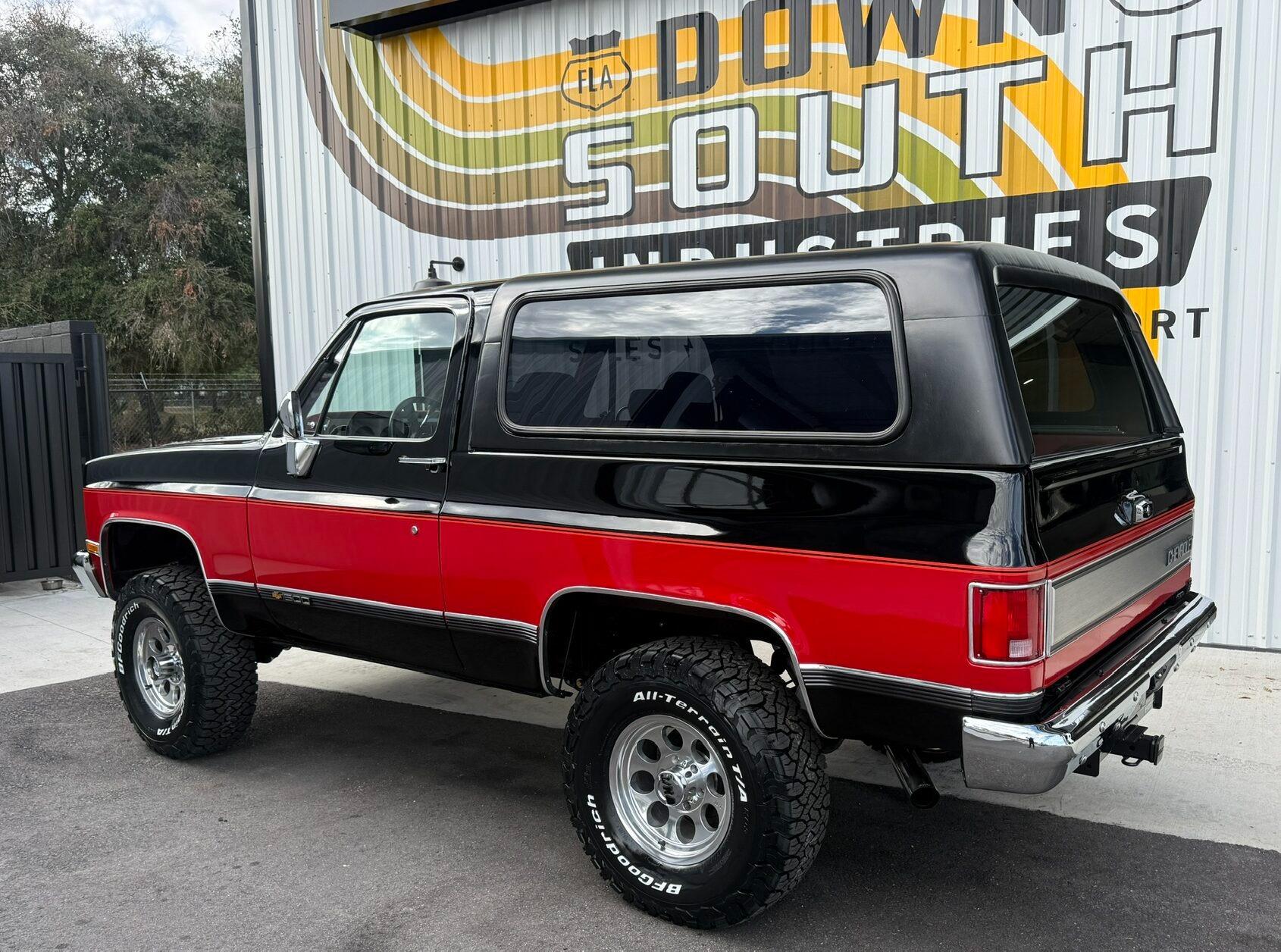 1990 Chevrolet K5 Blazer - 5