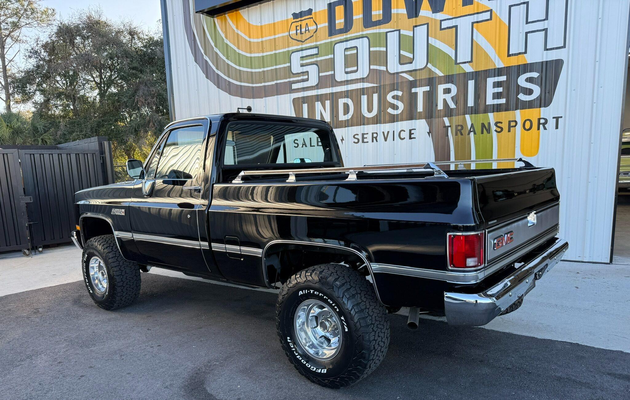 1-Owner 1987 GMC Sierra Classic - 4