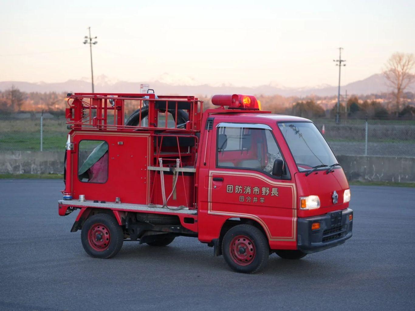 1995 Subaru Sambar Fire Truck