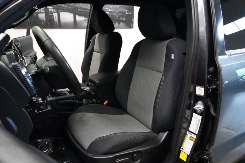 2021 Toyota Tacoma TRD Off-Road