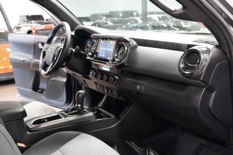 2021 Toyota Tacoma TRD Off-Road