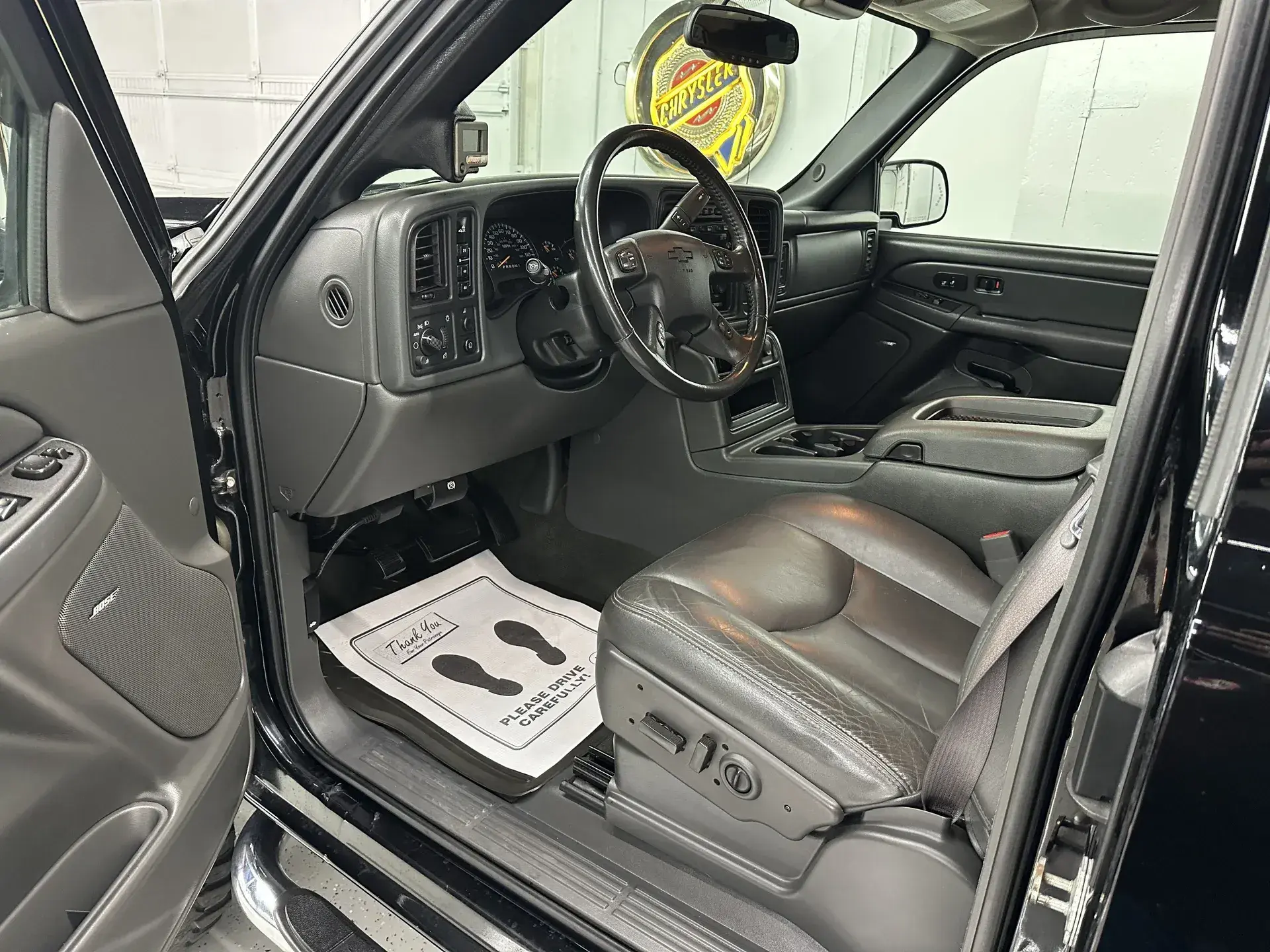 64k-Mile 2006 Chevrolet Silverado K2500 LT - 5