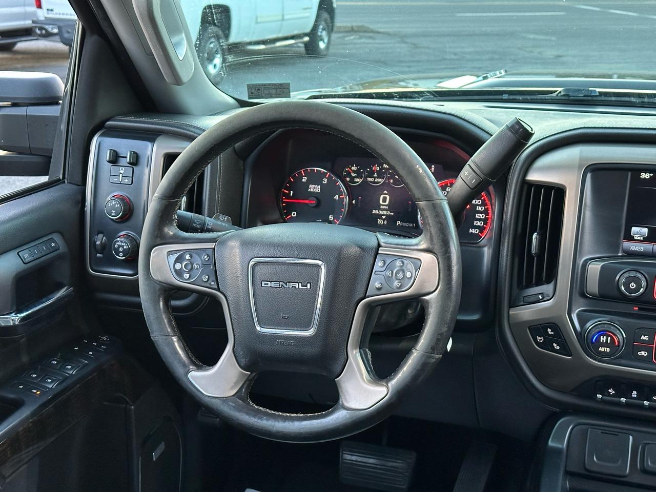 2015 GMC Sierra 2500HD Denali