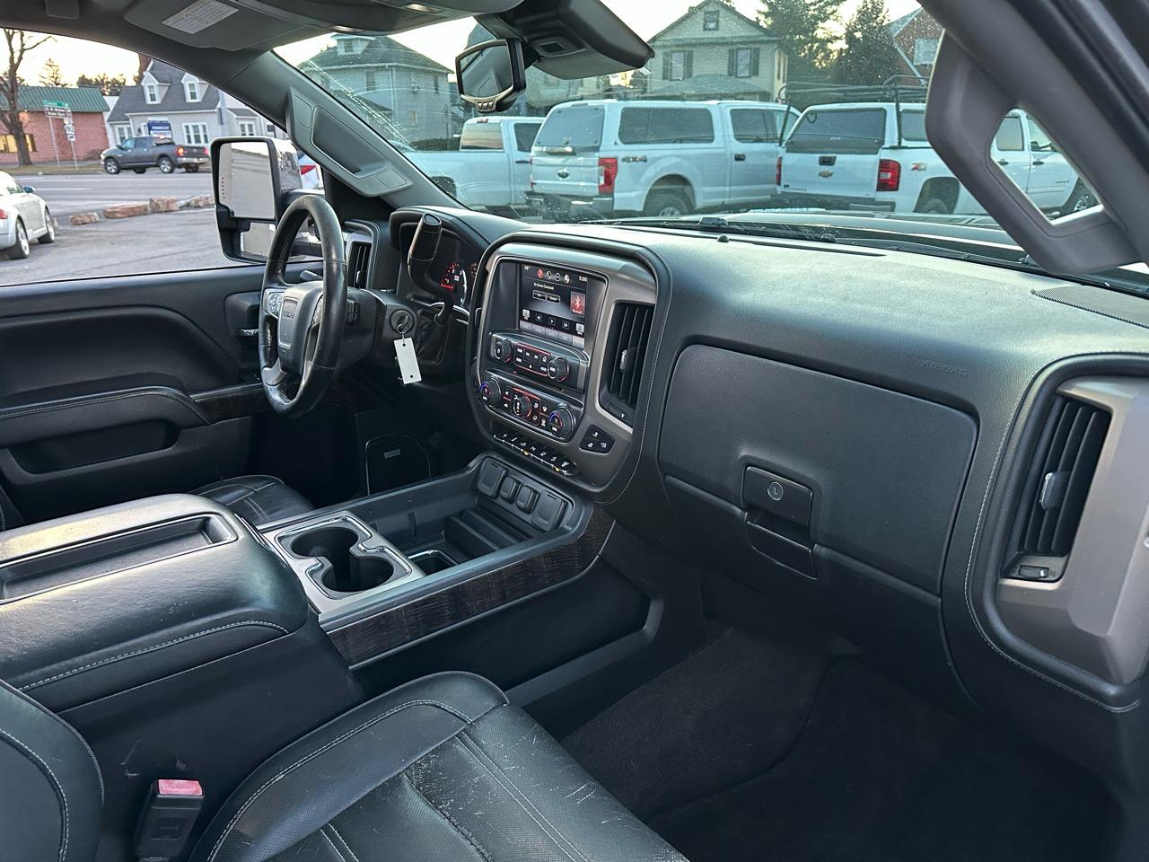 2015 GMC Sierra 2500HD Denali