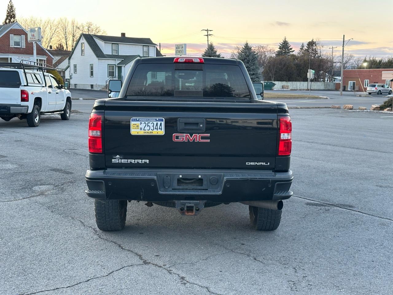 2015 GMC Sierra 2500HD Denali