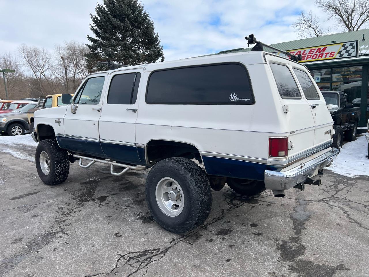 1988 Chevrolet Suburban - 4