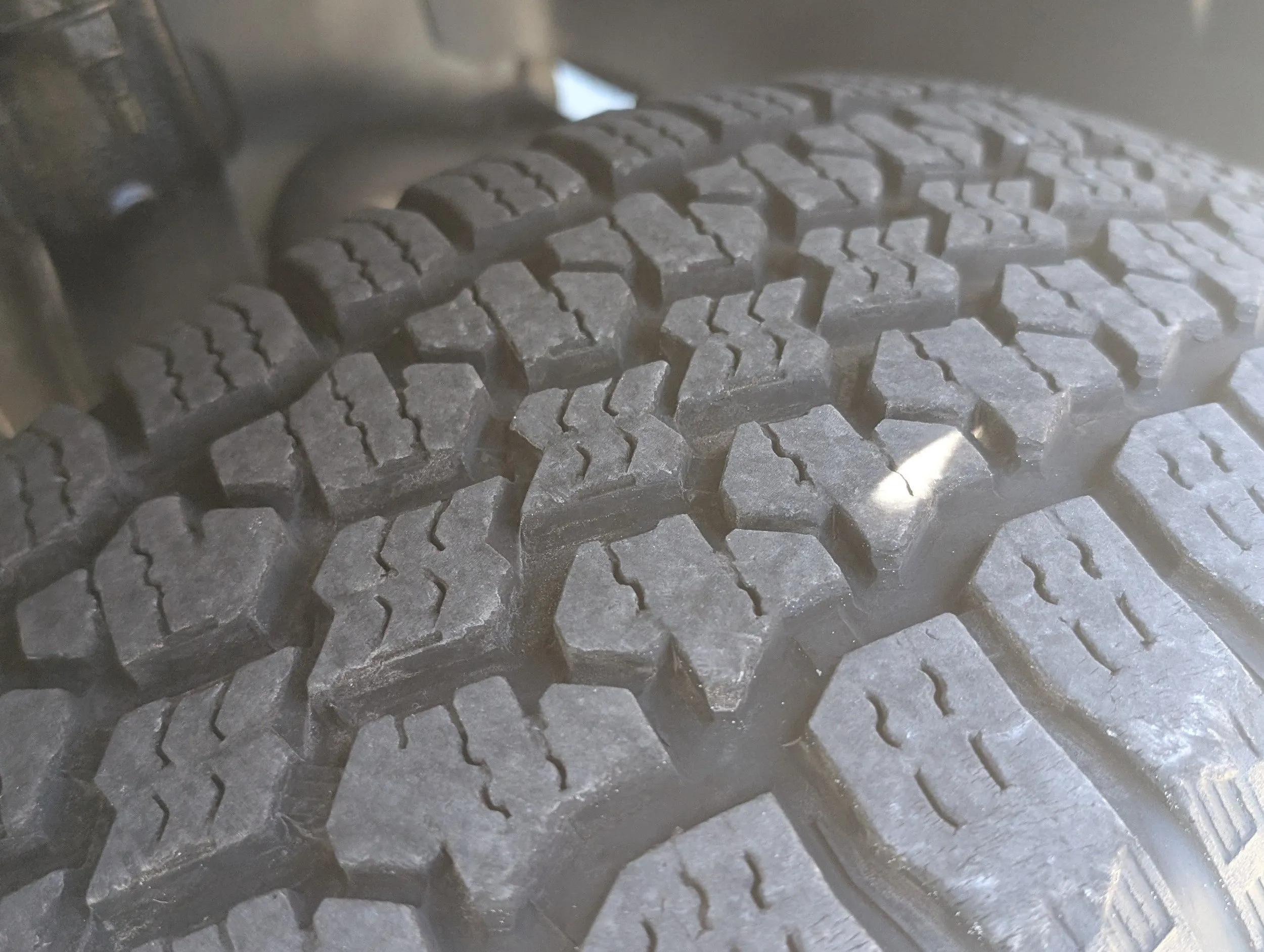 2010 Jeep Commander Sport