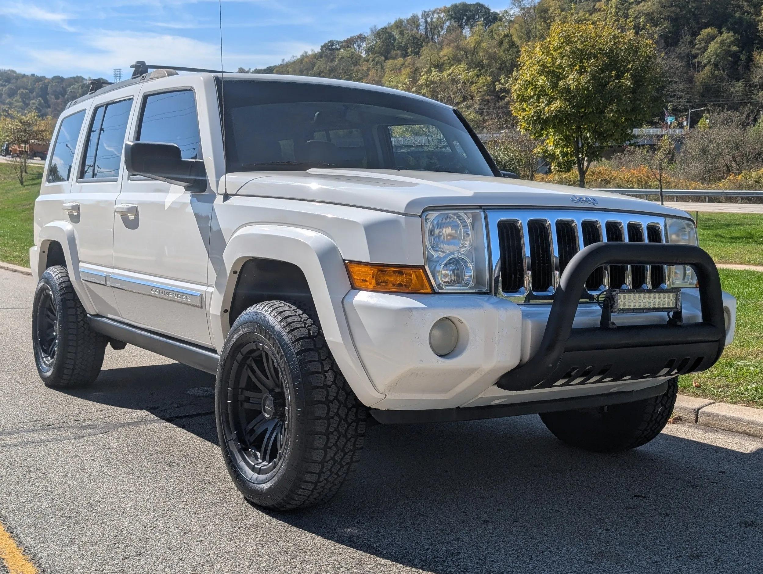2010 Jeep Commander Sport
