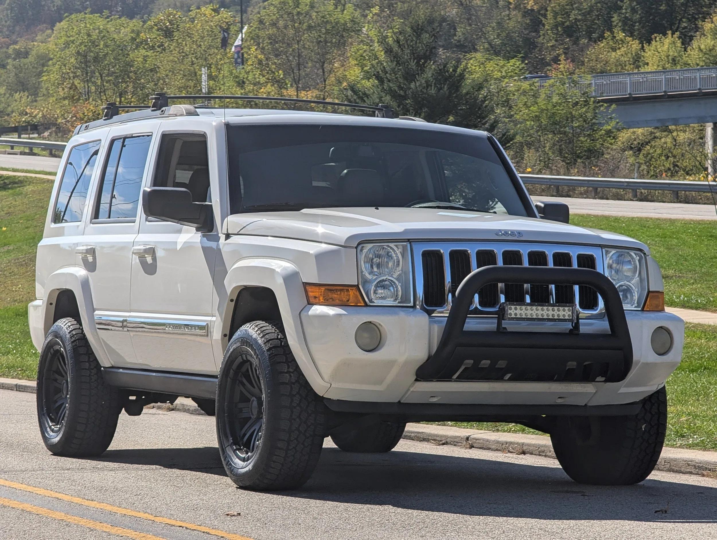 2010 Jeep Commander Sport