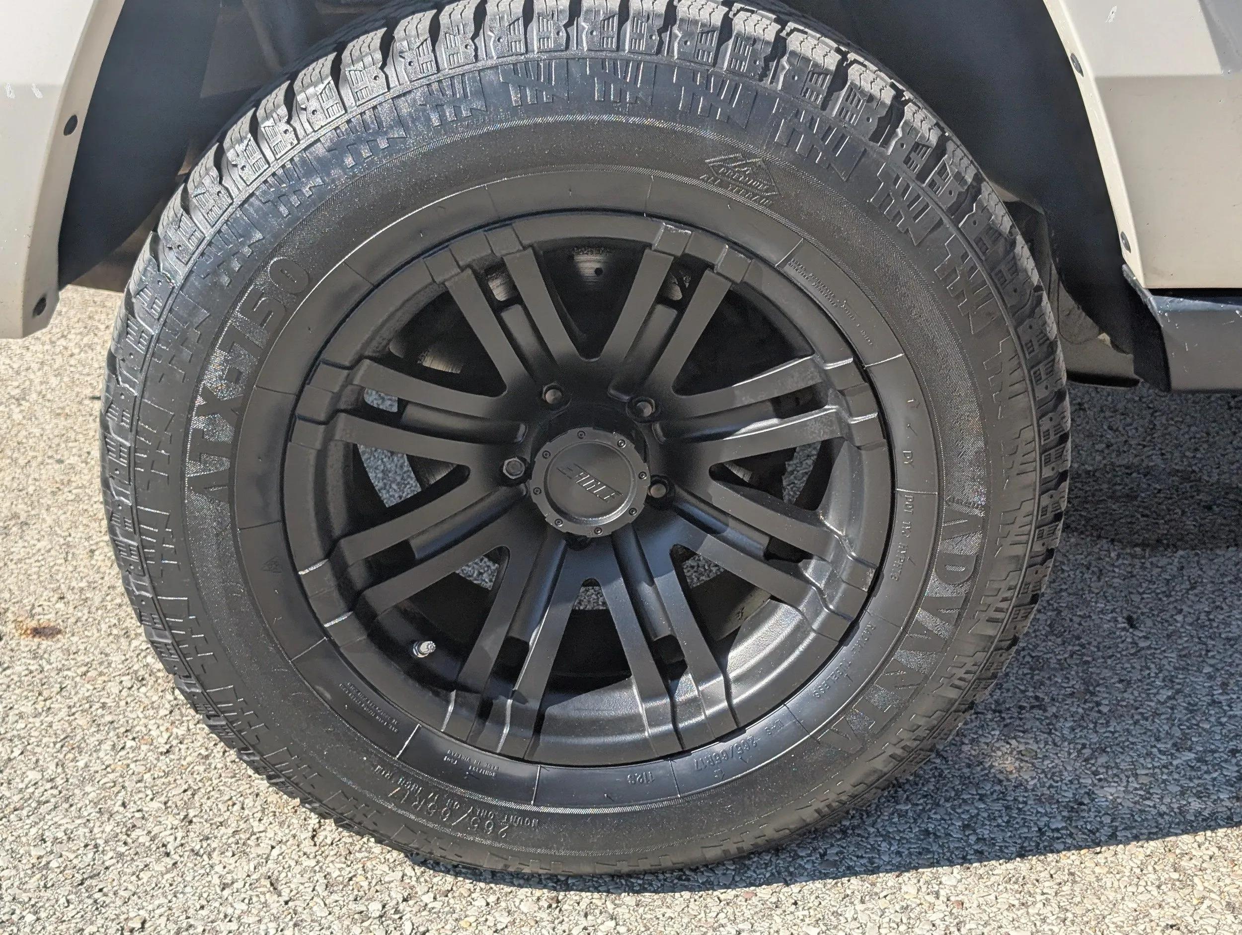 2010 Jeep Commander Sport