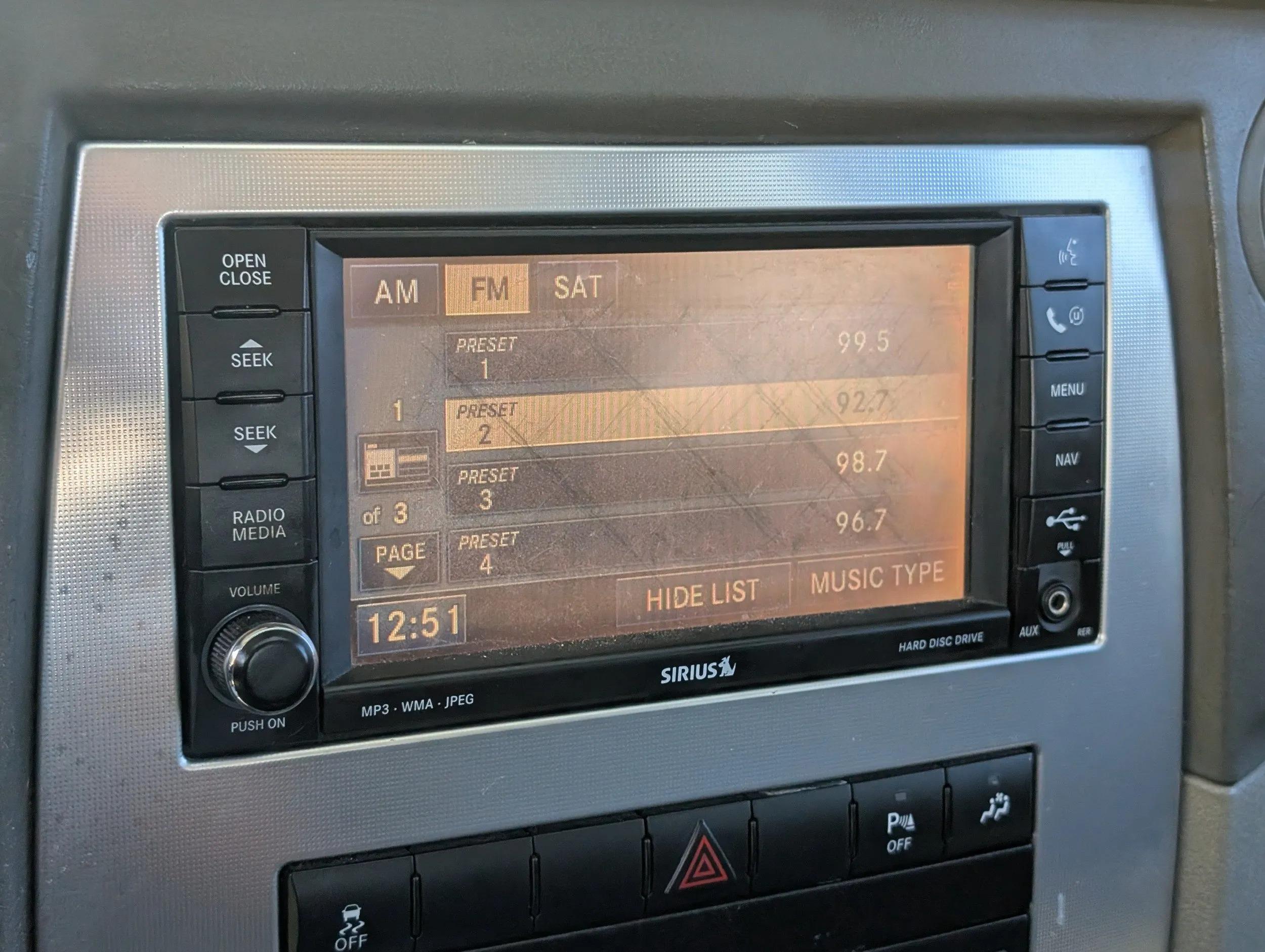 2010 Jeep Commander Sport