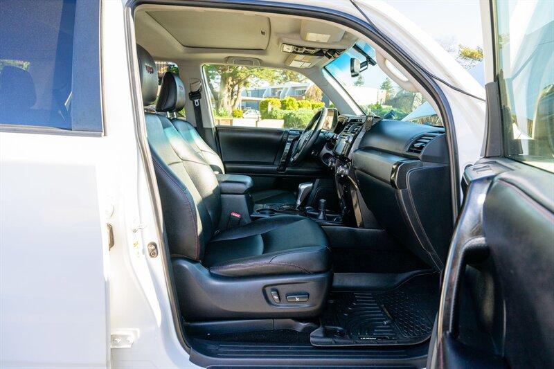 2017 Toyota 4Runner TRD Off-Road Premium