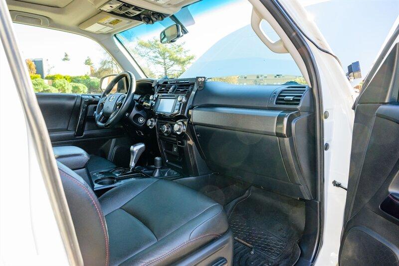 2017 Toyota 4Runner TRD Off-Road Premium