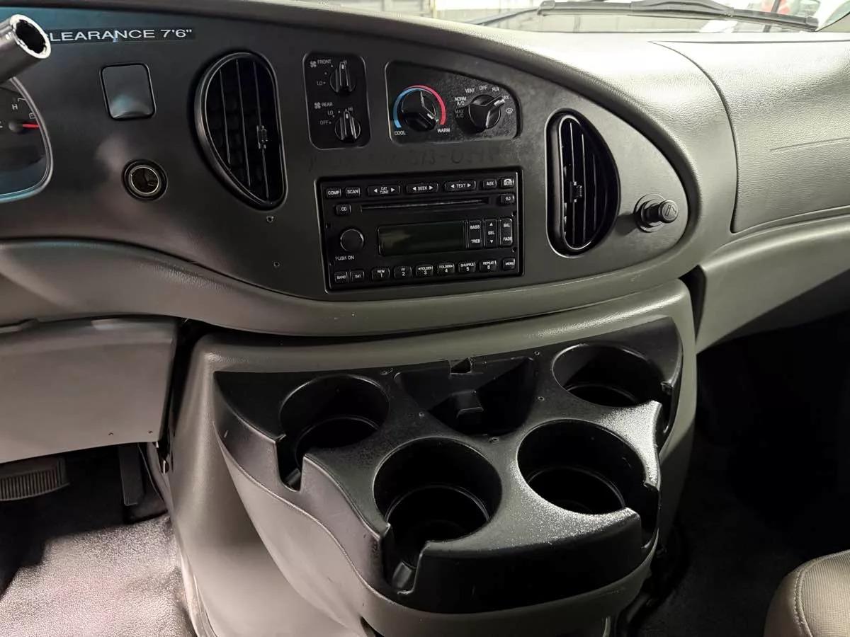2006 Ford E-350 Econoline 4x4