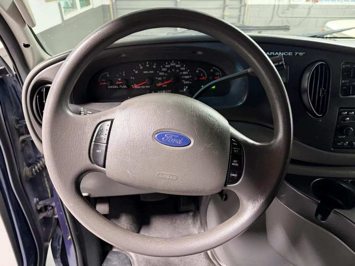 2006 Ford E-350 Econoline 4x4