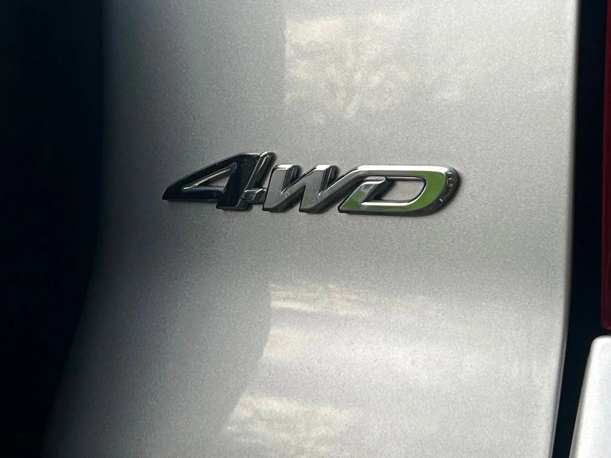 2005 Toyota RAV4 S 4×4