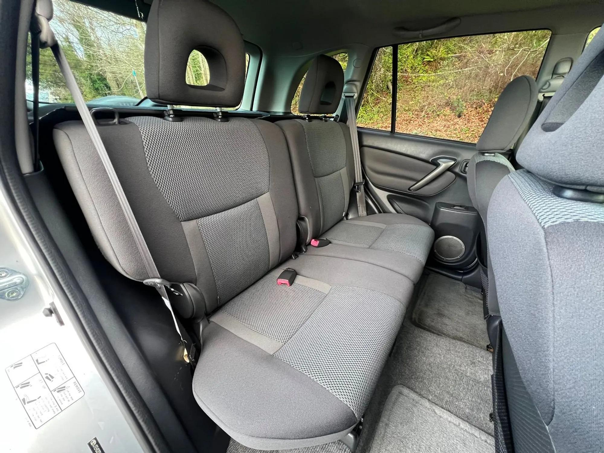 2005 Toyota RAV4 S 4×4