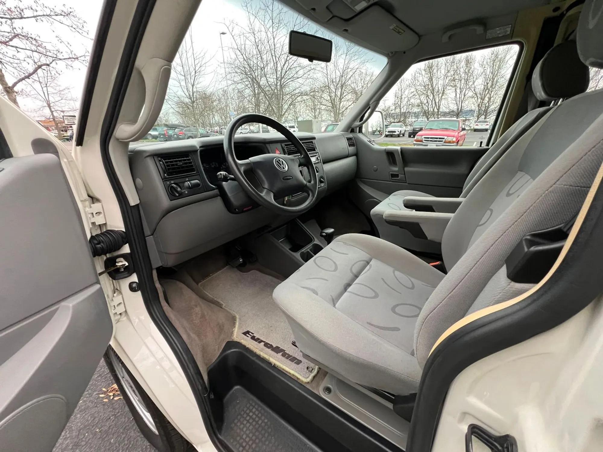 2001 Volkswagen EuroVan Camper