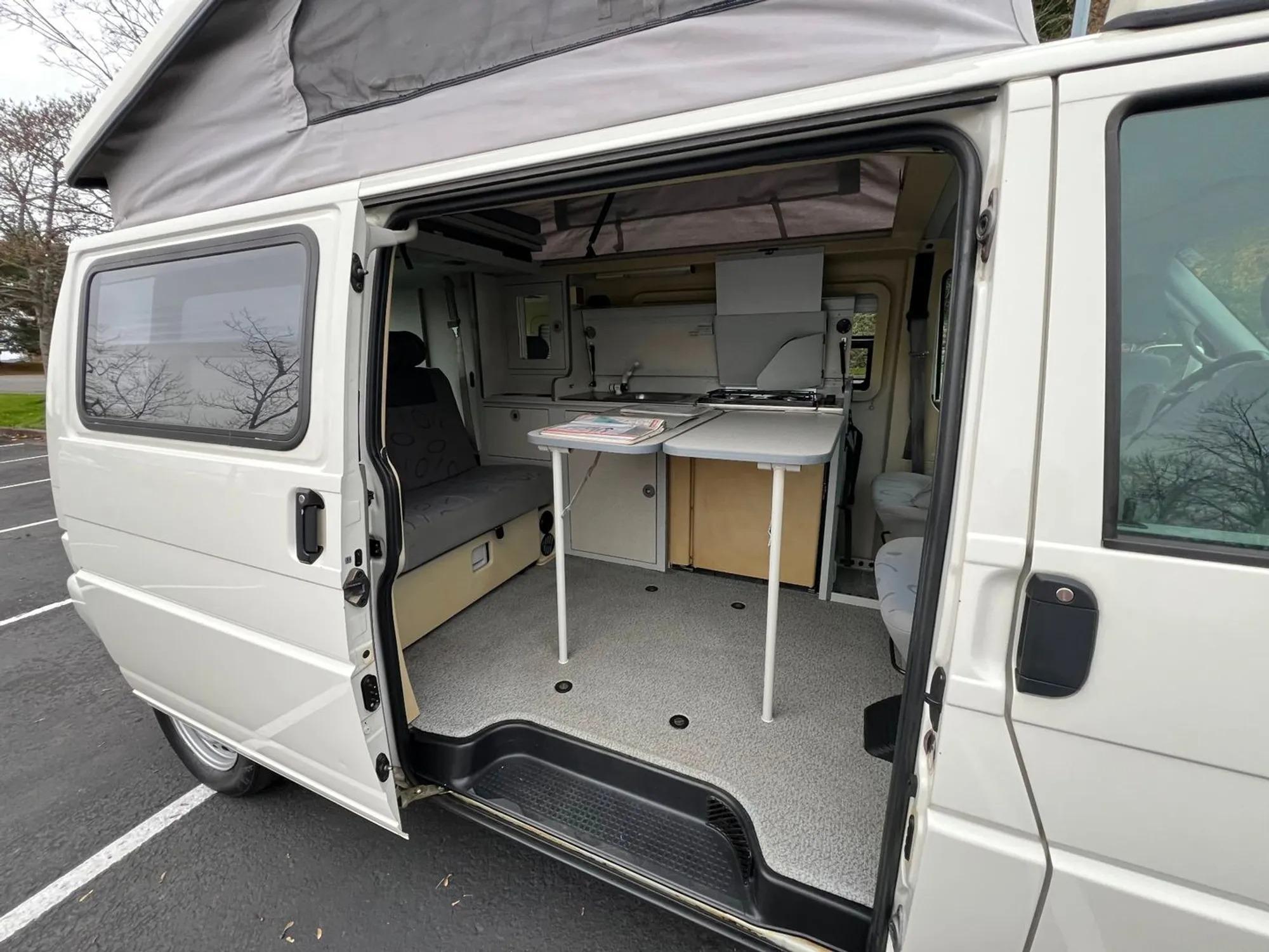2001 Volkswagen EuroVan Camper