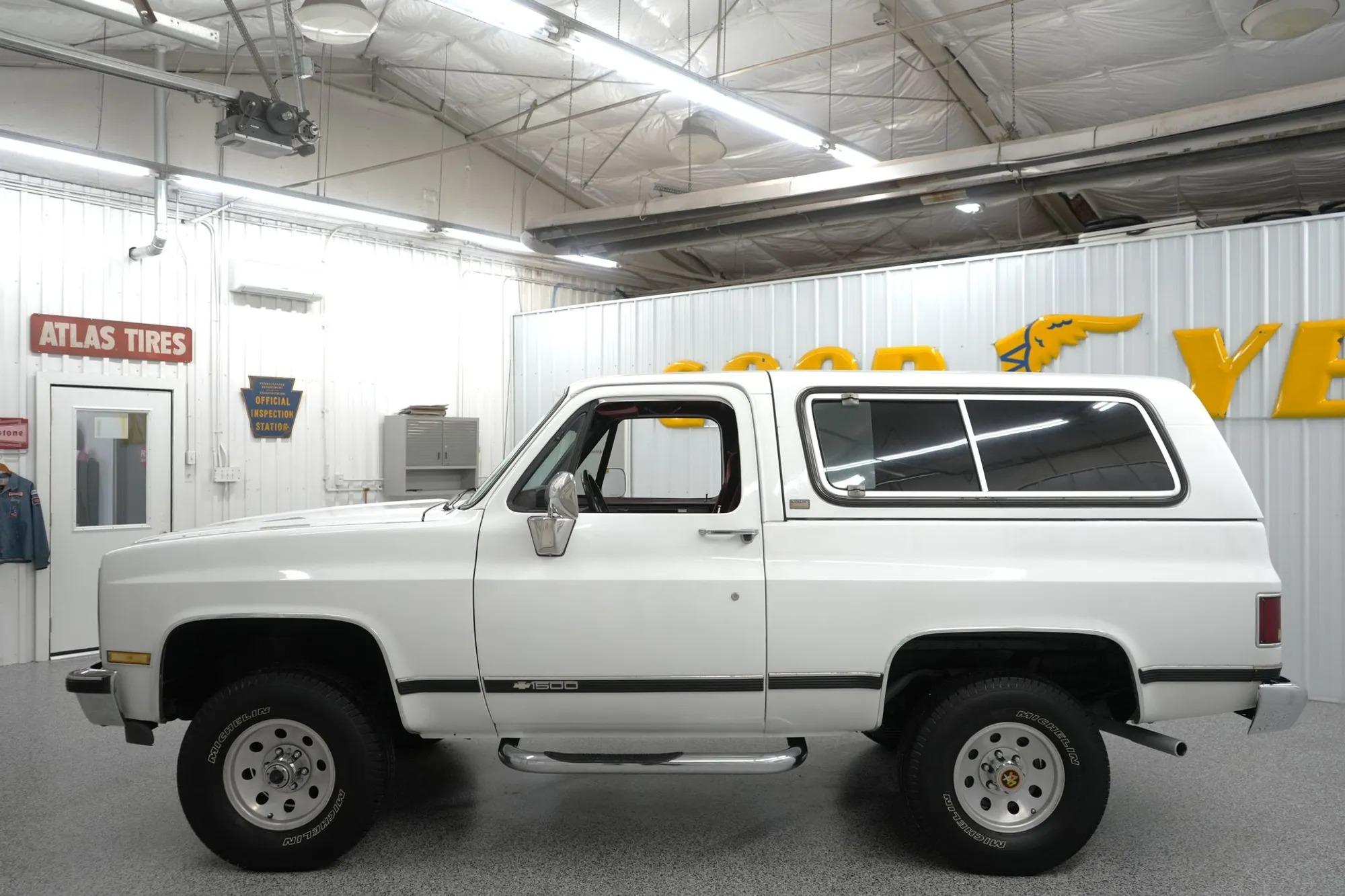 1989 Chevrolet Blazer Silverado - 5