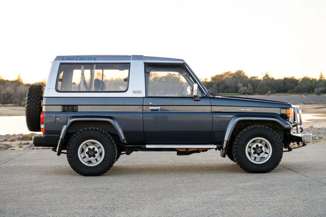1991 Toyota Land Cruiser ZX - 2