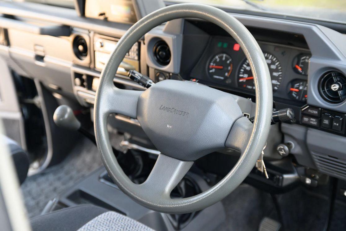 1991 Toyota Land Cruiser ZX