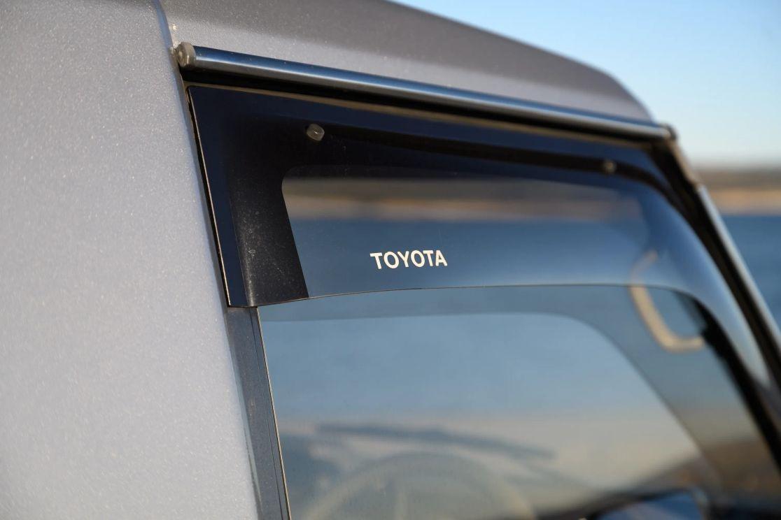 1991 Toyota Land Cruiser ZX