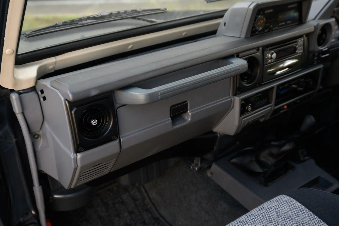 1991 Toyota Land Cruiser ZX