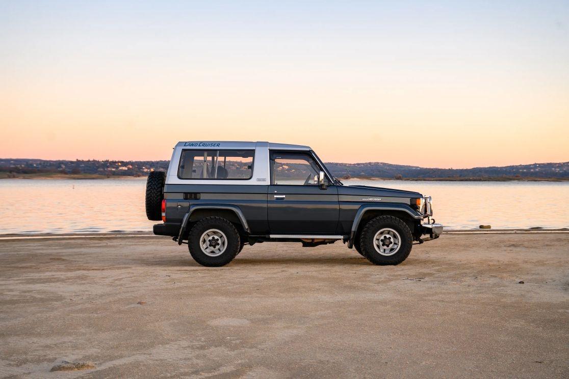 1991 Toyota Land Cruiser ZX