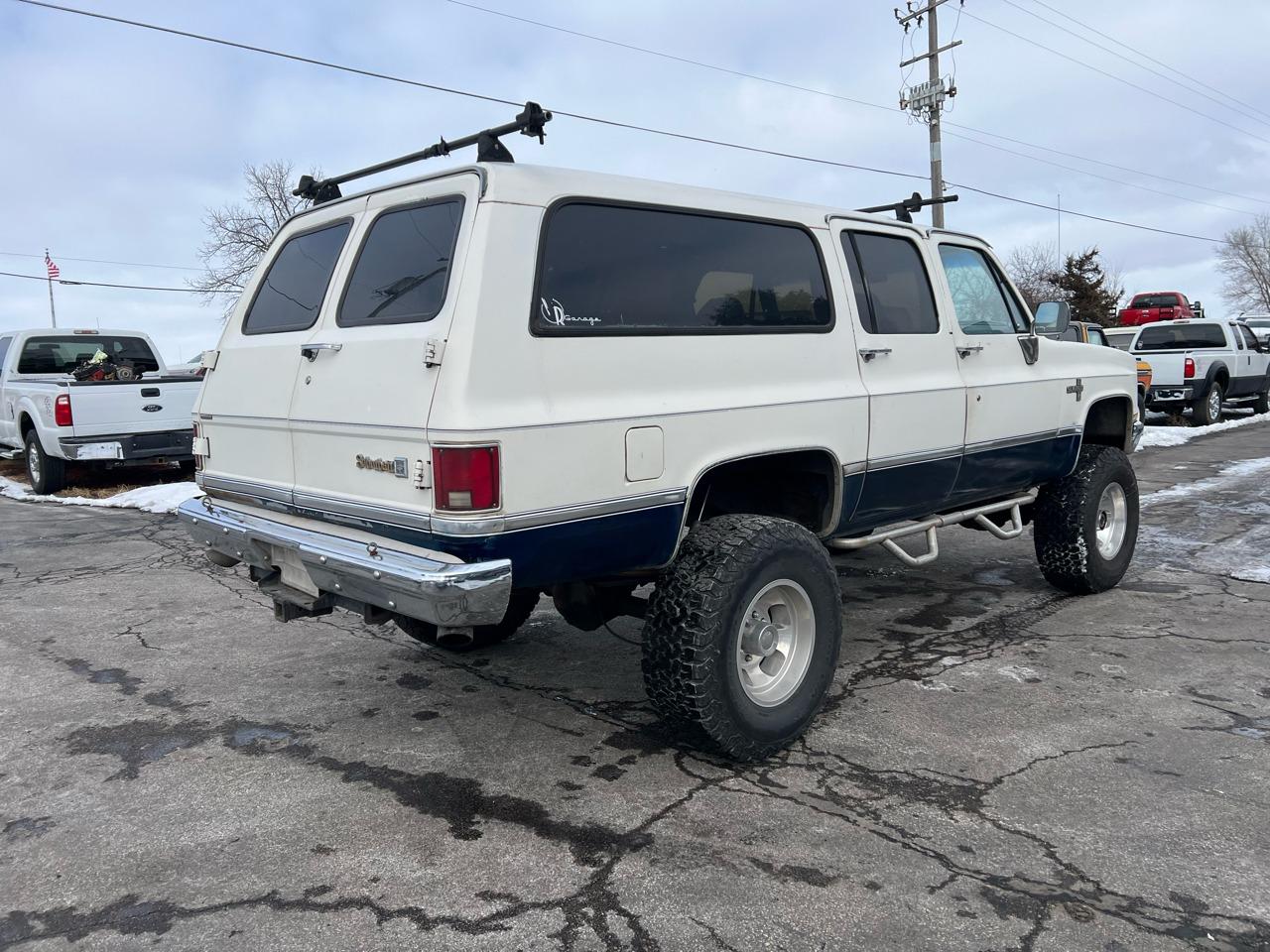 1988 Chevrolet Suburban V20/25 - 5