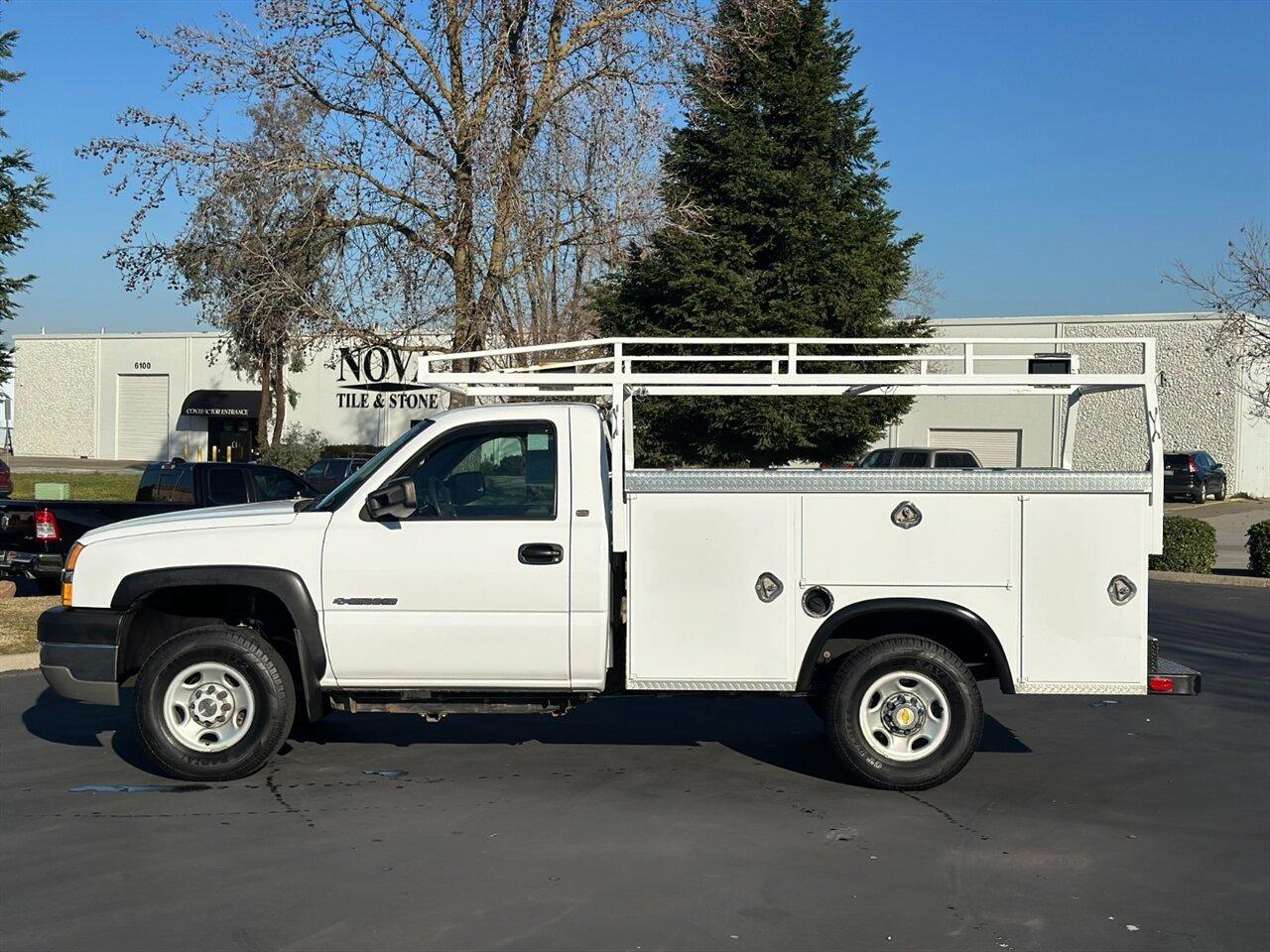 2004 Chevrolet Silverado 2500HD - 2