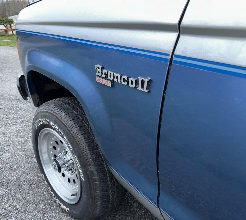 29k-Mile 1988 Ford Bronco II XLT 4×4 - 2