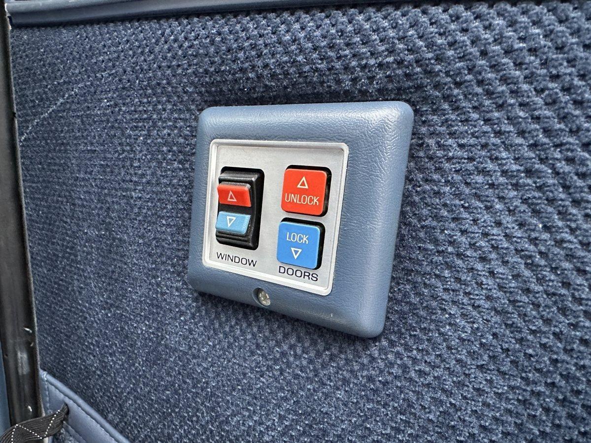 29k-Mile 1988 Ford Bronco II XLT 4×4