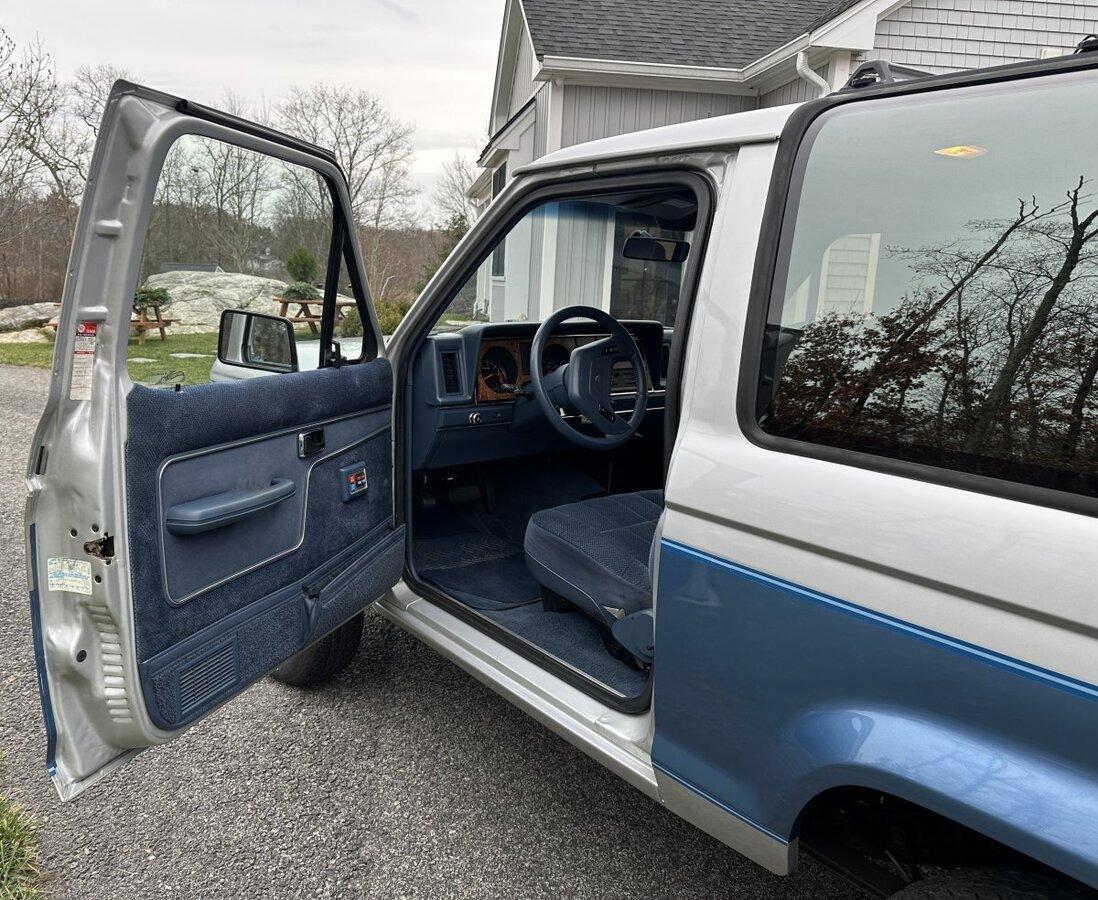 29k-Mile 1988 Ford Bronco II XLT 4×4