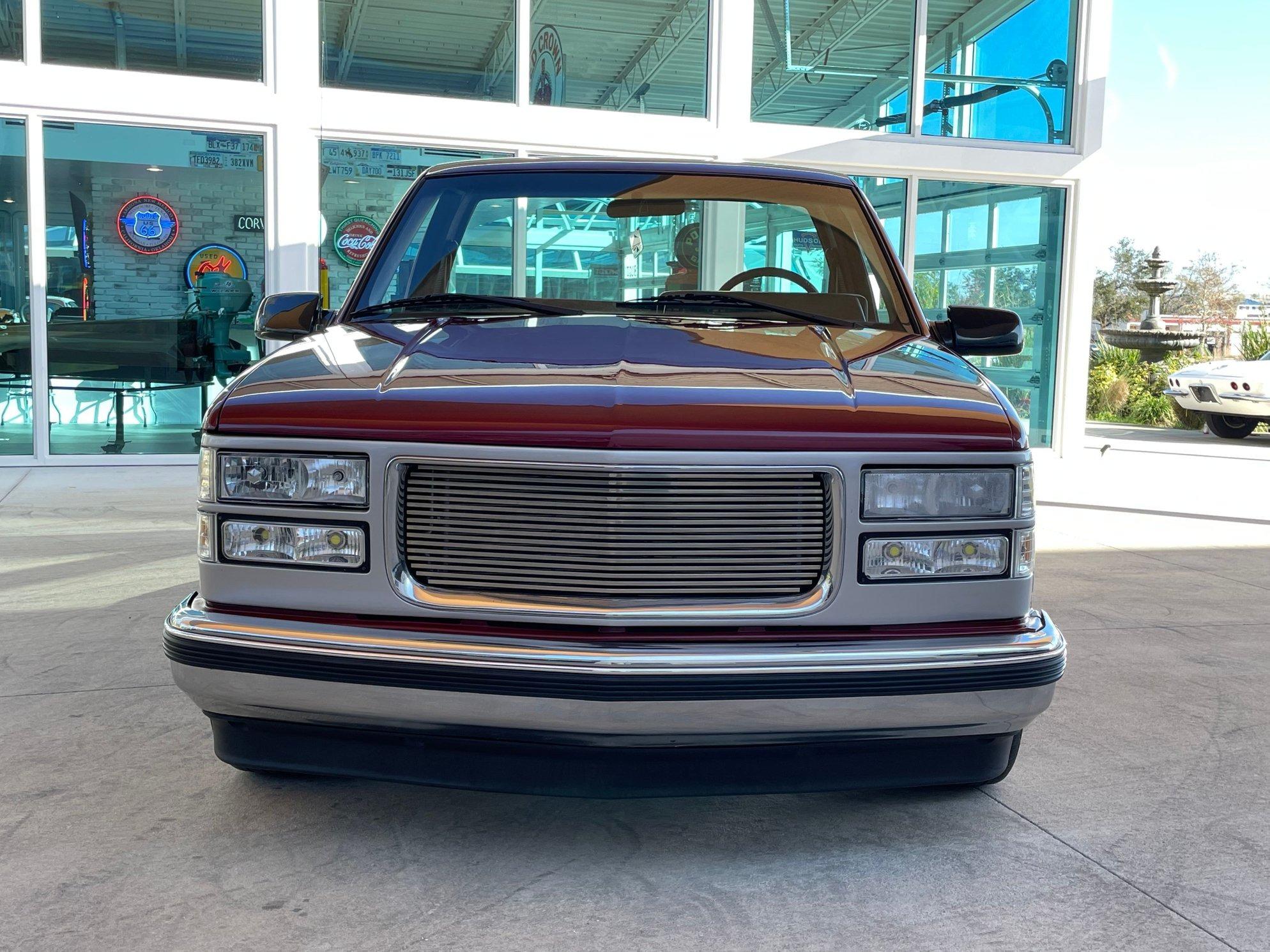 1988 GMC C1500 Sierra Pickup - 2