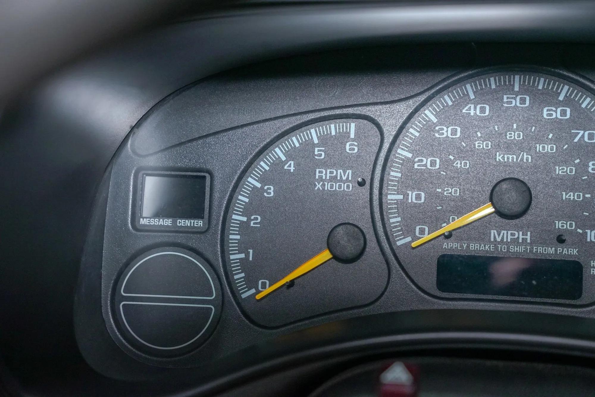 2000 Chevrolet Silverado 1500 LS