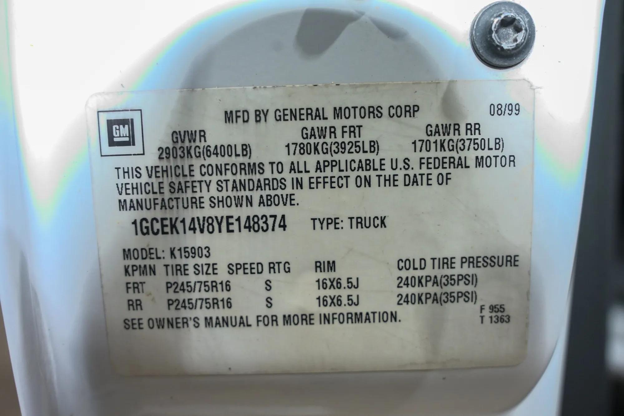 2000 Chevrolet Silverado 1500 LS